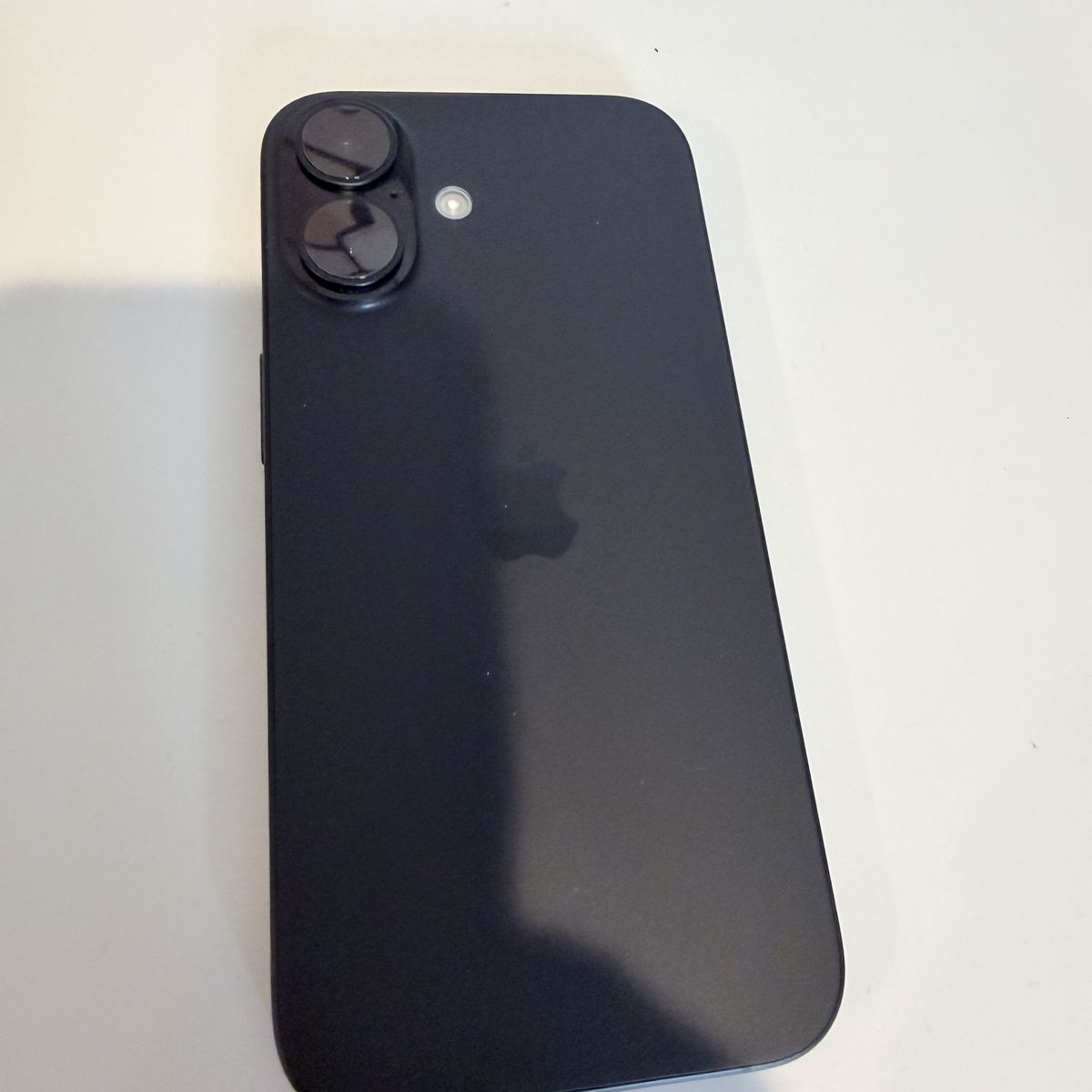 Iphone 16 Unlocked 99% Battery Health - Like New