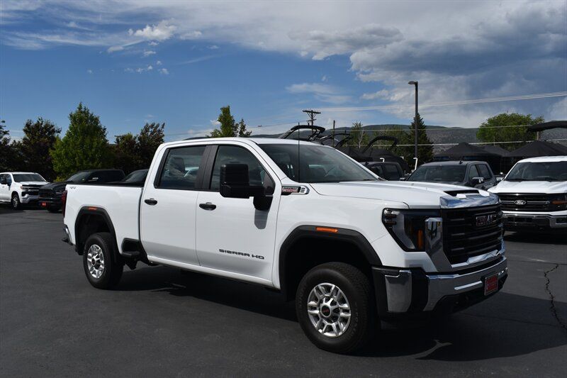 2025 GMC 2500 Pro