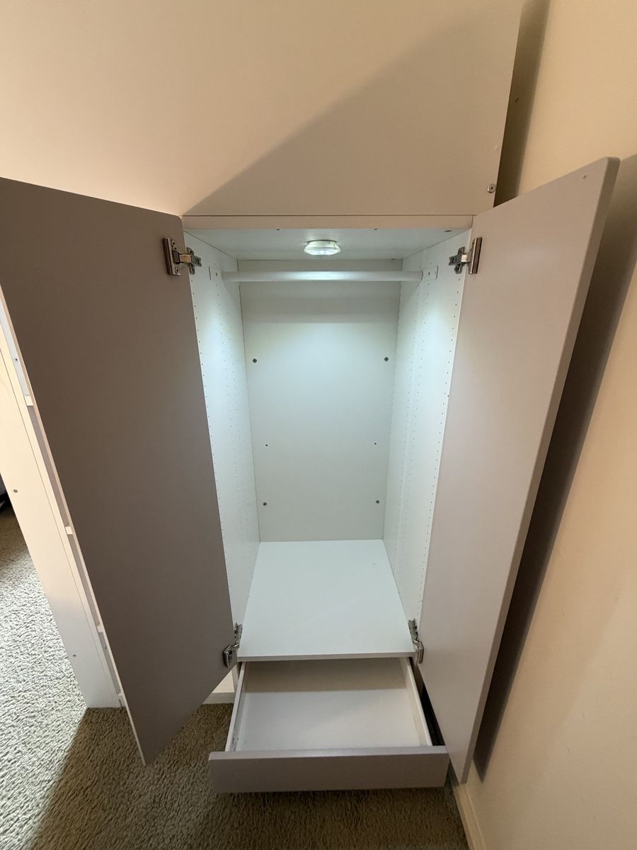 Main image 6