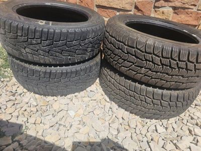 set 4 snow tires 2ea Winguard & 2ea Mastercraft