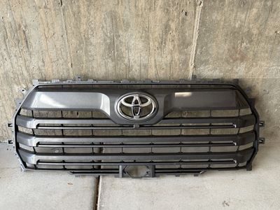 Grill - 2025 Toyota Tundra