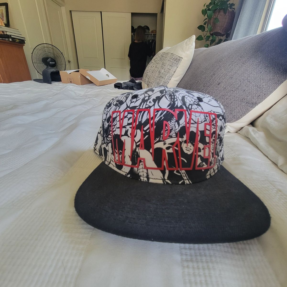 Marvel Comics Flat Brim Snapback Hat Black & White Comic Print Adjustable