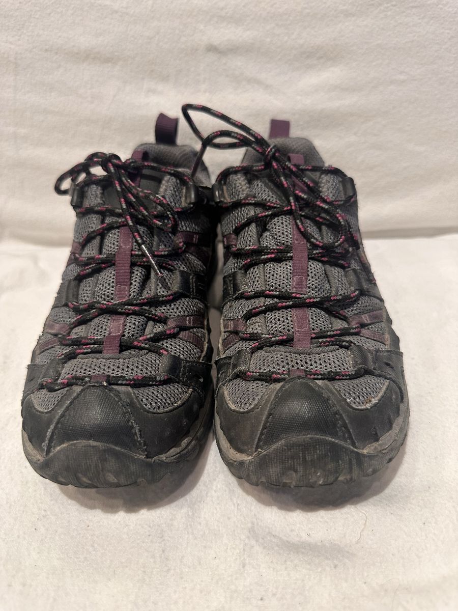 Merrell women’s size 7 gray/black with purple trim Wtrprf hiking shoes