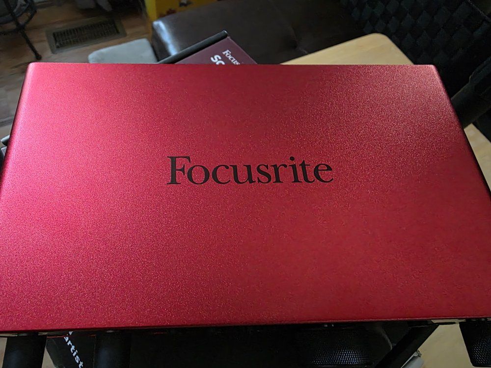 Focusrite Scarlett 2i2 USB Audio Interface 3rd Gen + Presonus PD-70 Mic + Proline Mini-Boom Mic Stand