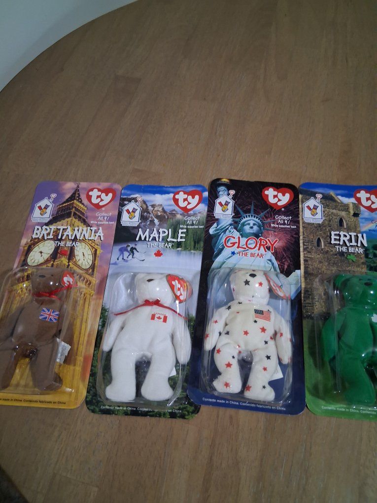 Ty Beanie Babies International Bears: Britannia, Maple, Glory, Erin - Set of 4 NIP
