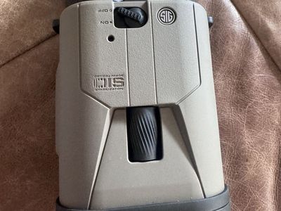 Sig Sauer ZULU6 HDX Pro 18x50 Image Stabilized Binoculars