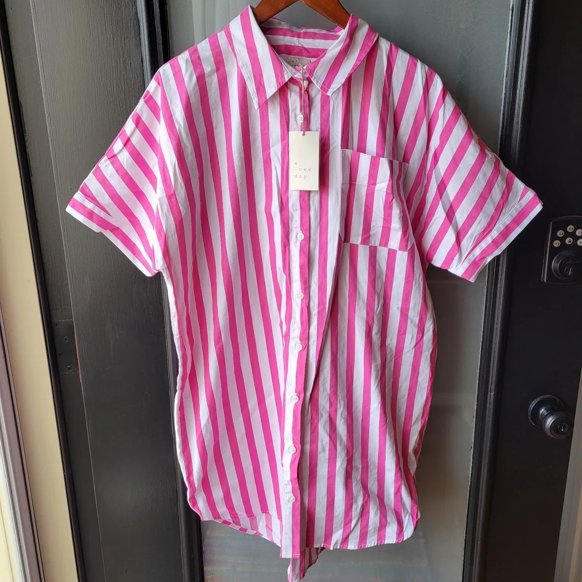 Used "A New Day" Pink/White Candy Striped Shirt/Dress Size Med. Short Sleeves $15 cash/venmo in Draper