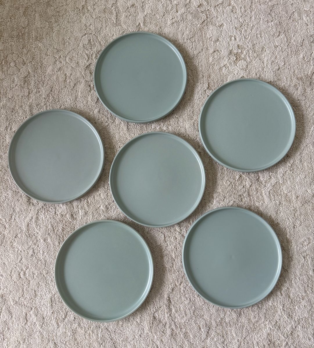 8 Salad Stackable Plates (set of 6