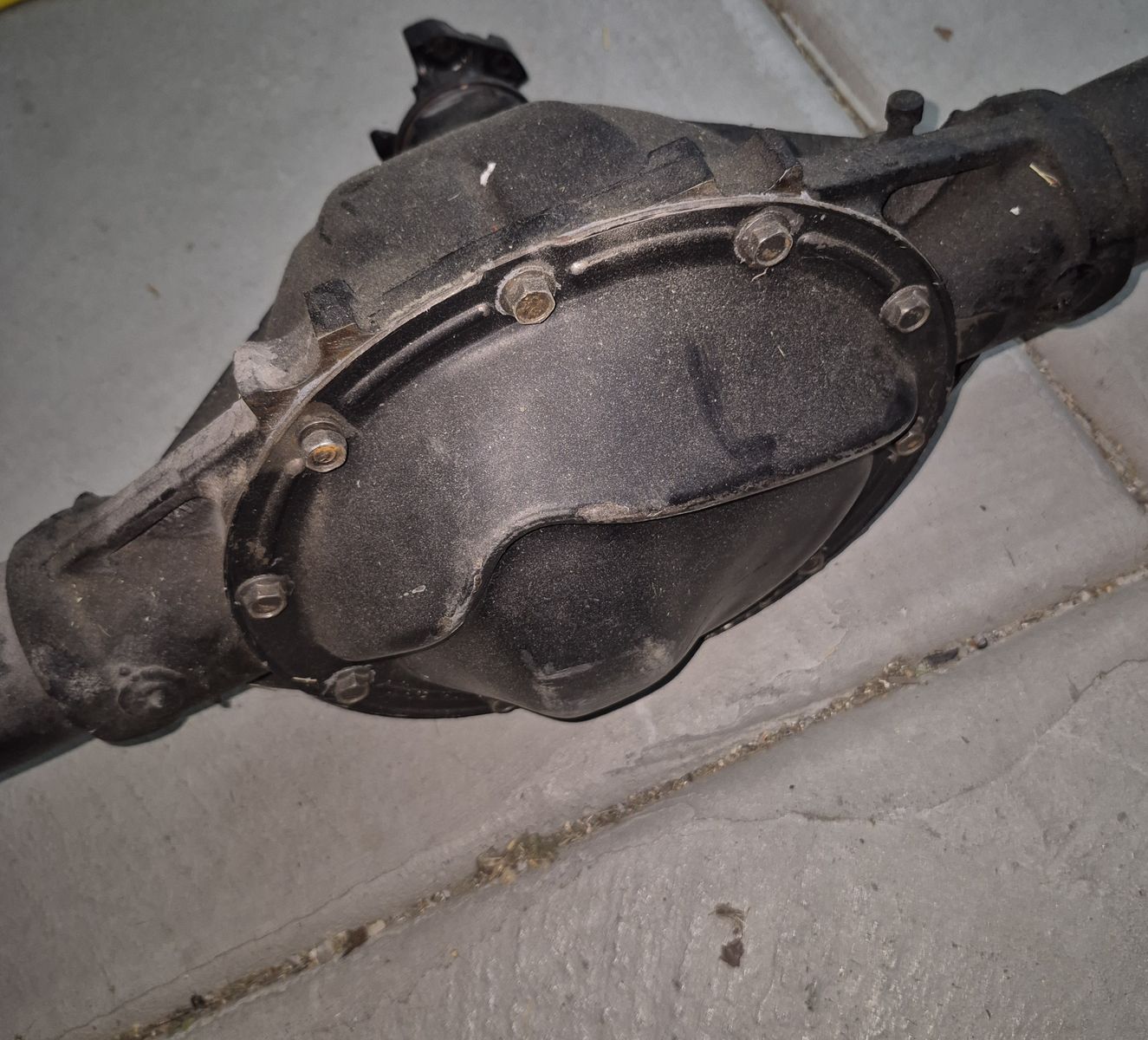 10 bolt rear end from 67 camaro