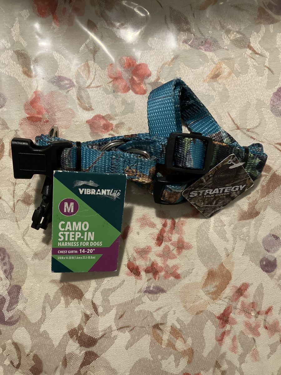 Vibrant Life Camo Step-In Dog Harness Size Medium 14-20 In Chest Girth Teal Camouflage