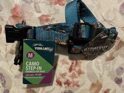Vibrant Life Camo Step-In Dog Harness Size Medium 14-20 In Chest Girth Teal Camouflage