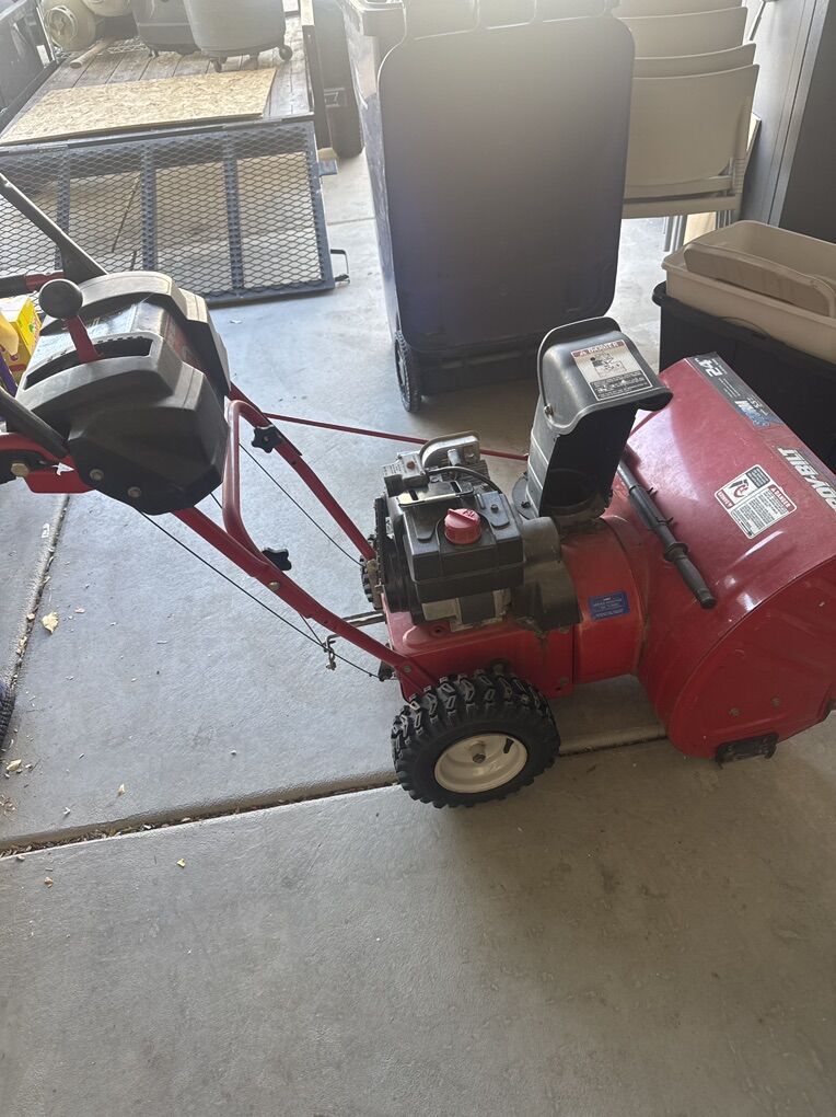 Troy-built 24 Snowblower Storm 5,5 Hp