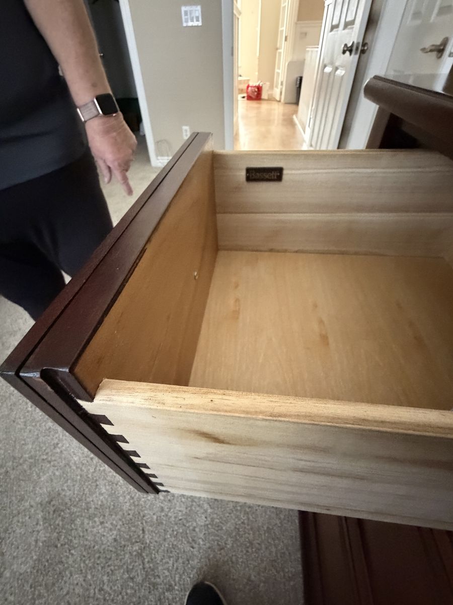 Main image 7