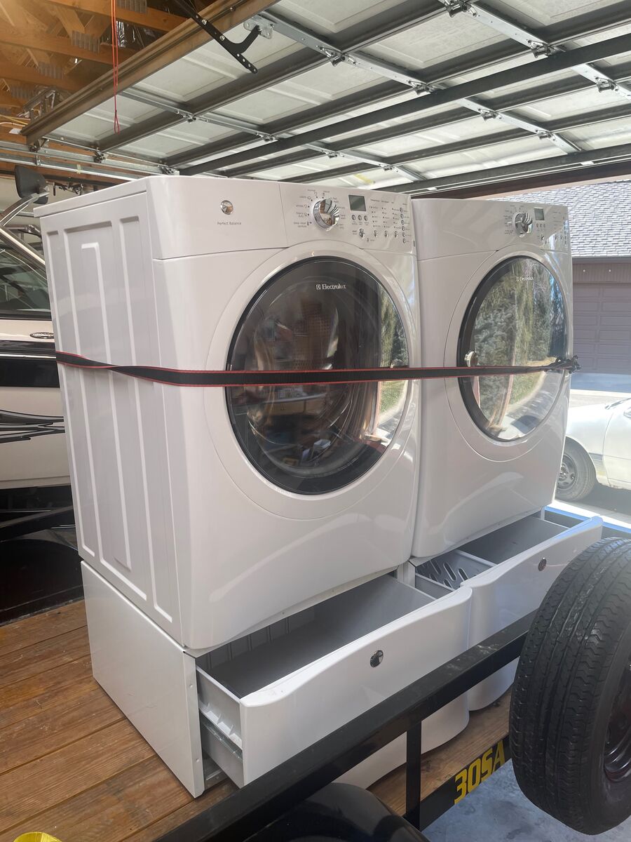 Costco's Electrolux Front Load 4.5 cu. ft. ELECTRIC Dryer