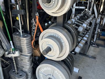 495LB Olympic Weight Set