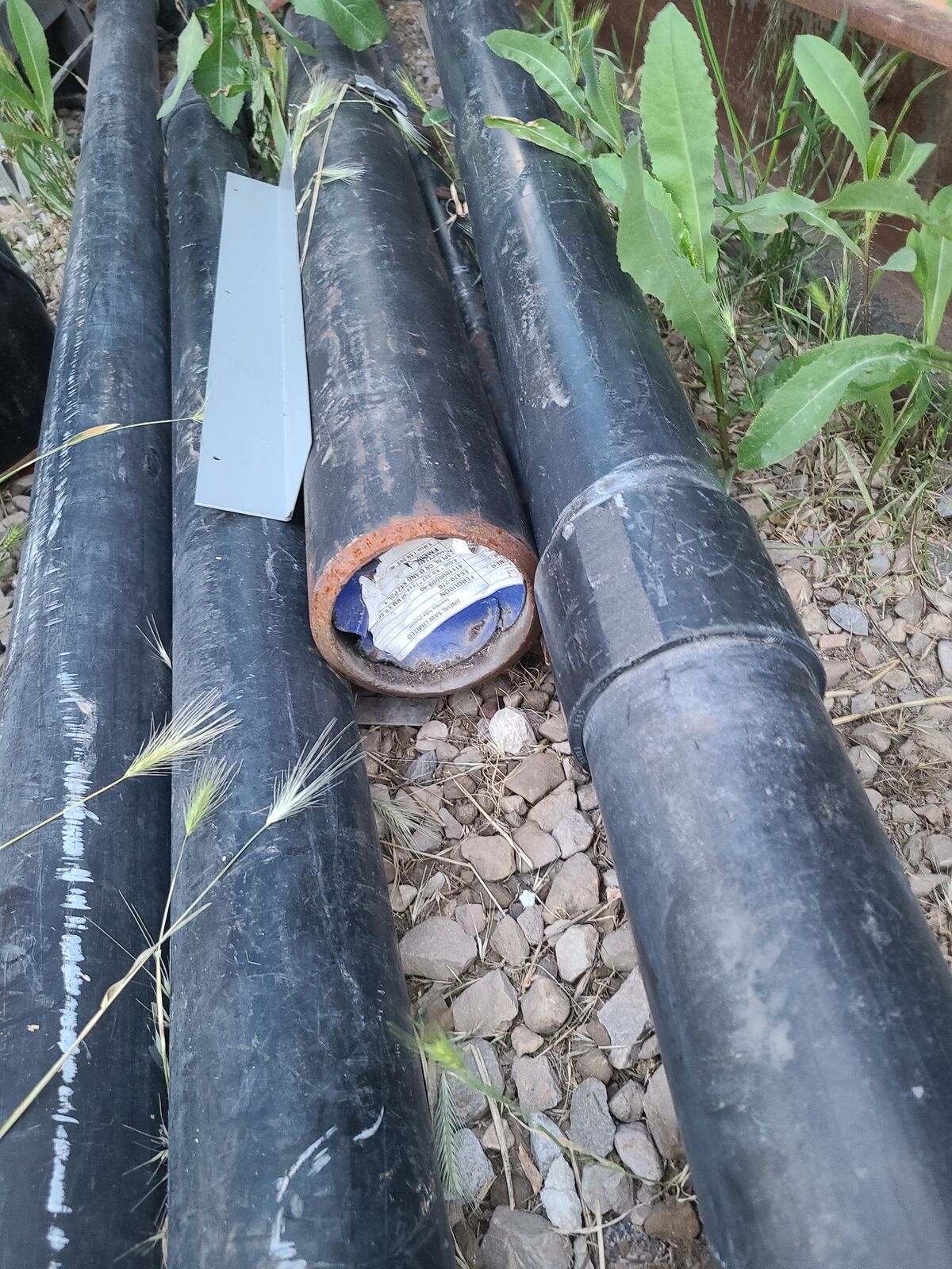 Black and galvanized pipe