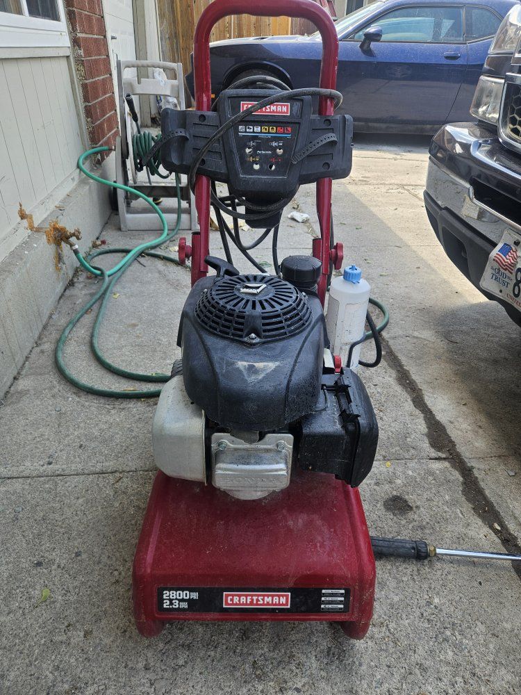 Main image 4