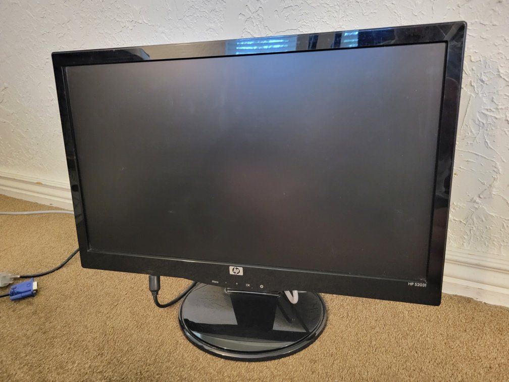 HP S2031 20-Inch LCD Monitor Black with Stand and Cables