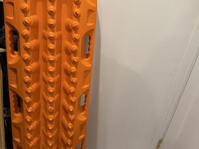 Maxtrax MKII orange pair