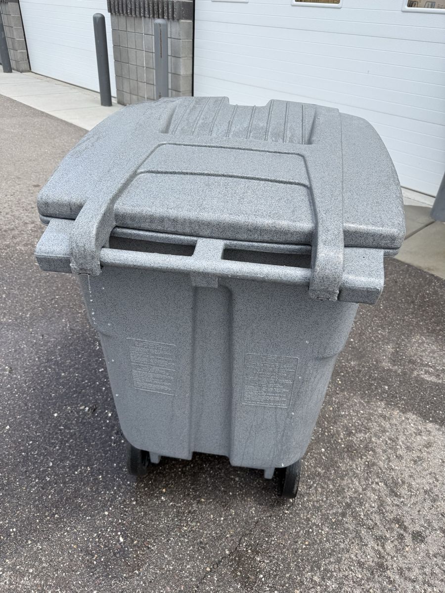 Main image 5