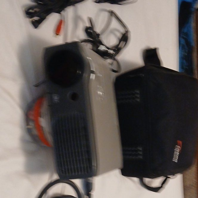 Main image 4