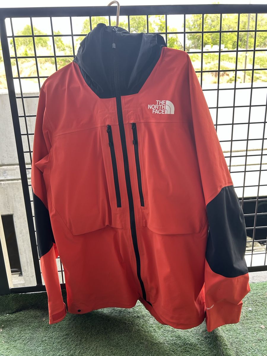 Men’s The North Face DRYVENT Ski Shell Large