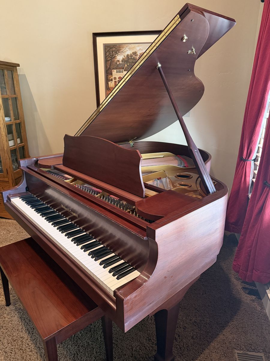 Kohler & Campbell 5' 4" Grand Piano