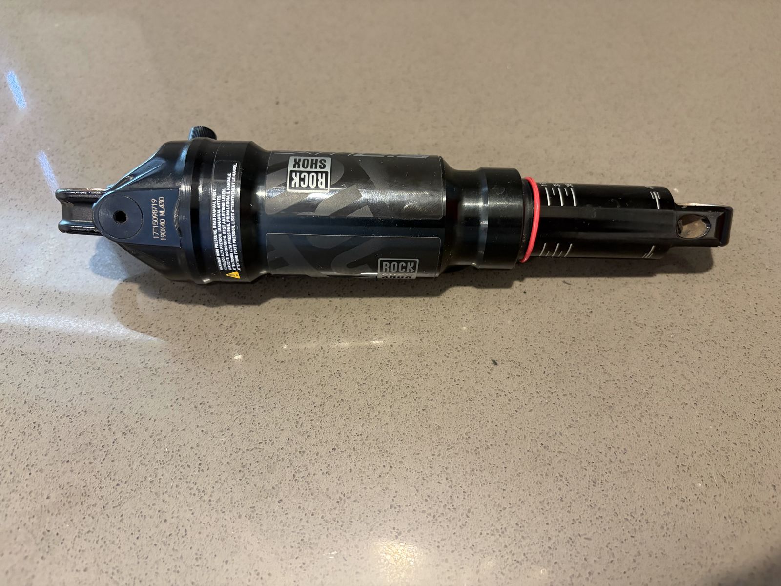 2022 Sidluxe 2 position remote lock Shock