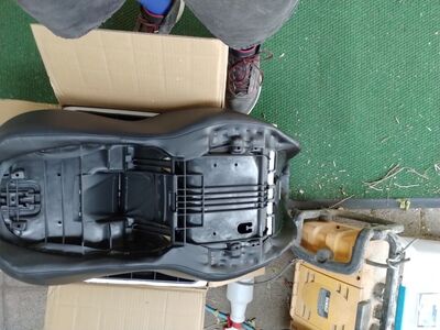 mustange 2 up wide body motorcycle seat