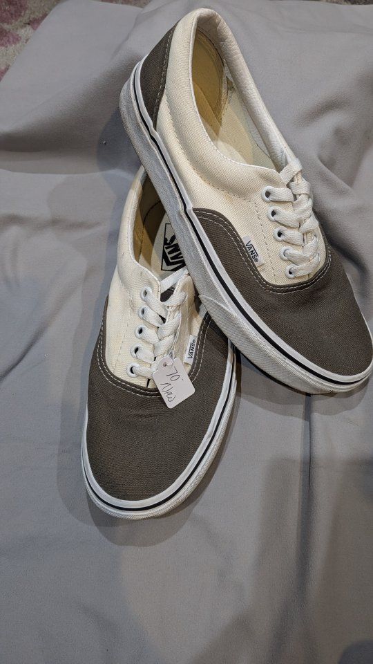 Vans Era Classic Low Top Canvas Skate Shoes - Two-Tone Tan & Brown