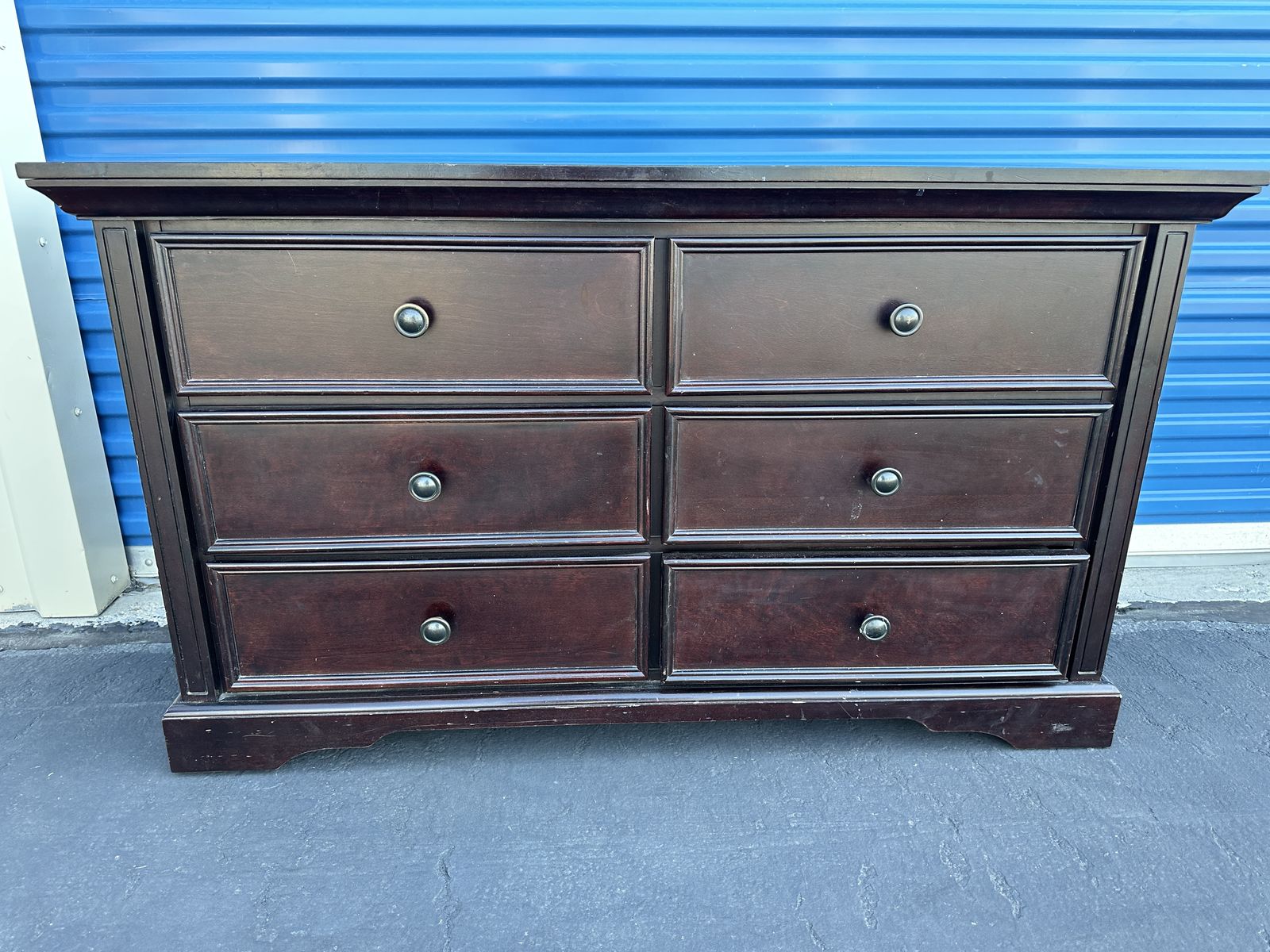 Super Cute Bonavita Wood Dresser