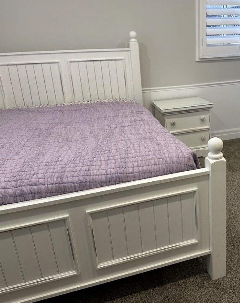 POTTERY BARN CATALINA FULL BED