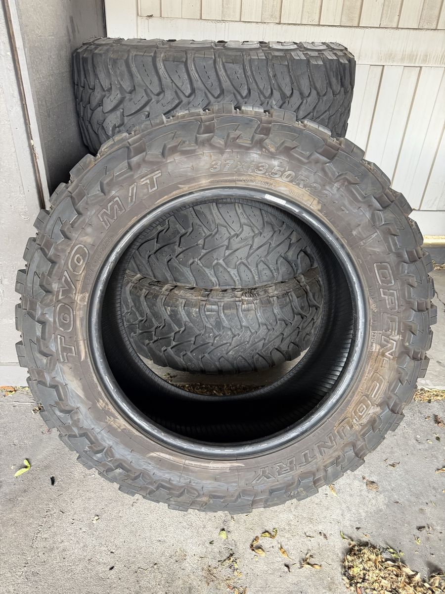 Truck tires(4)