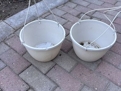 10” Hanging Basket Planter Pots $3 Each