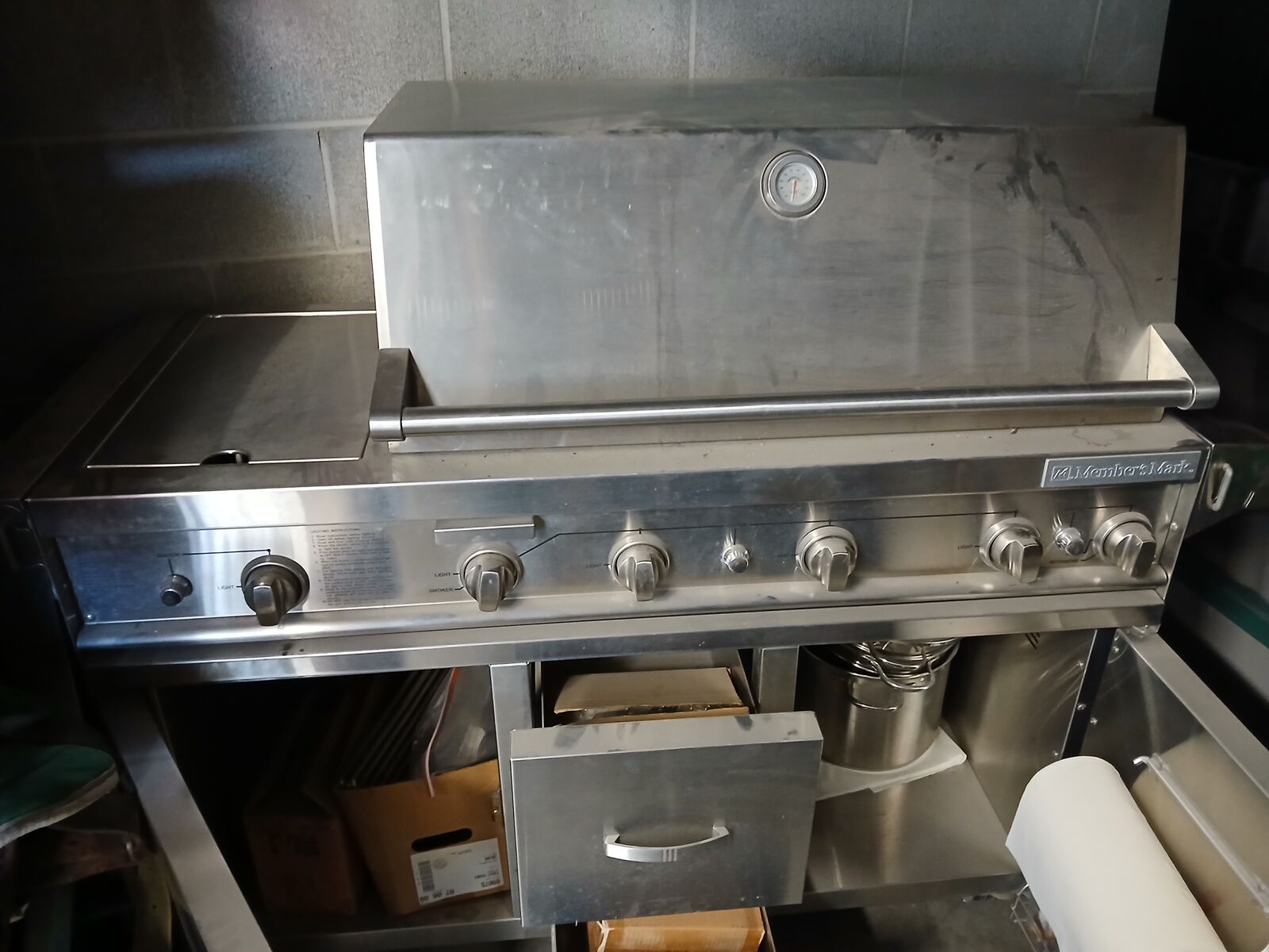 Gas Grill for sale