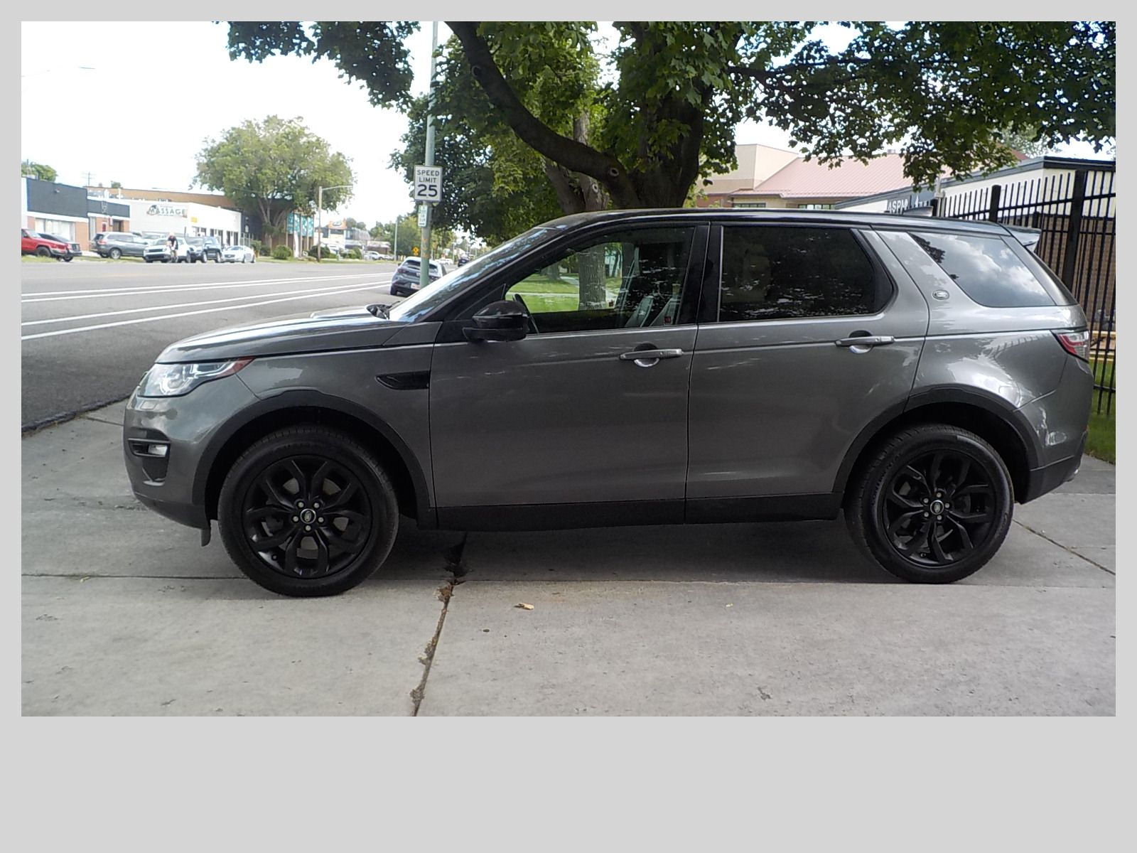 2019 Land Rover Discovery Sport Landmark