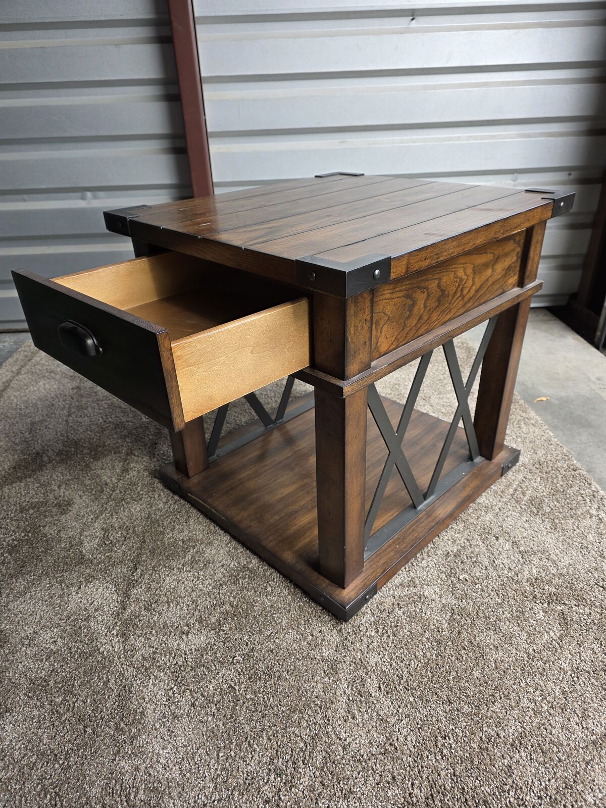 Beautiful Vintage Style Wood & Metal End Table w/ Storage Drawer - Great Condition!
