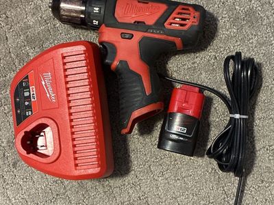 Milwaukee M12 Drill + Battery + Charger