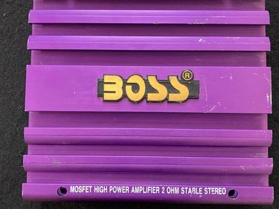 BOSS AVA-550 MOSFET High Power Amplifier 2 Ohm Stable Stereo 210W+210W Purple Car Audio