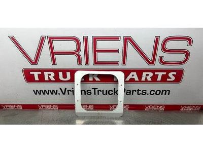 Universal Misc Trim