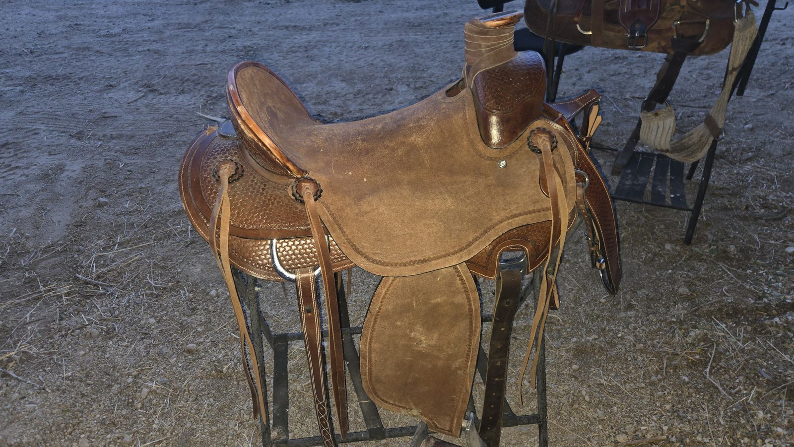 NEW 17" GAUCHO SADDLE