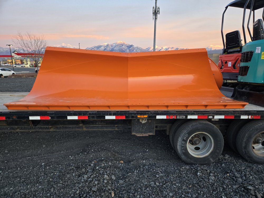 NEW Henderson Heavy Duty Xpressway 12' Plow