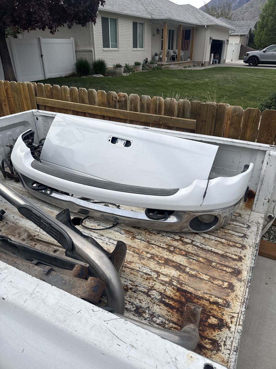 05’ 3rd Gen Ram Long Bed Parts