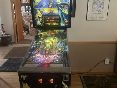 Williams Police Force Pinball Machine