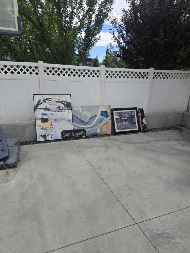 Main image 6