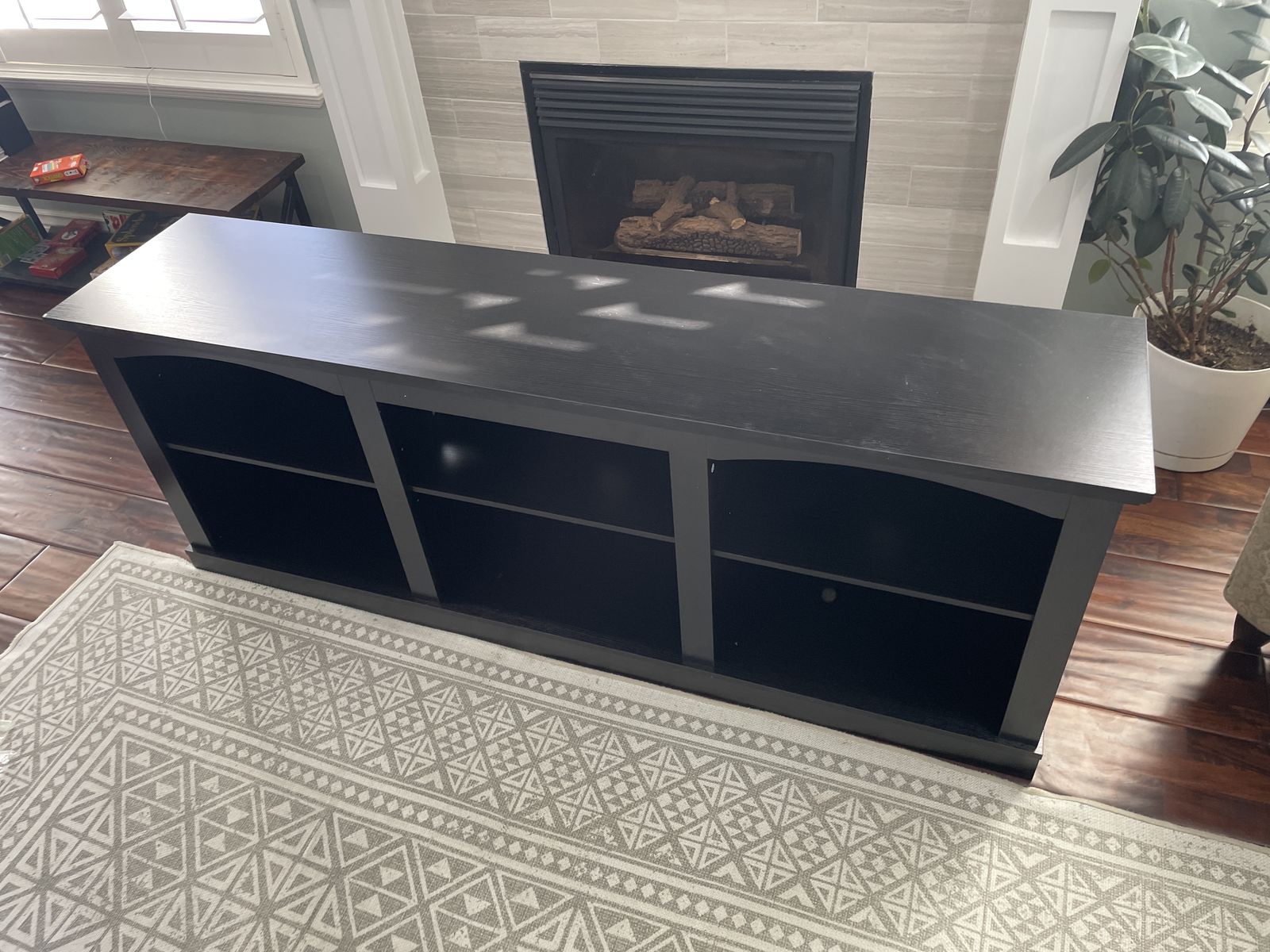 Yitahome Farmhoue Tv Stand Newly Assembled