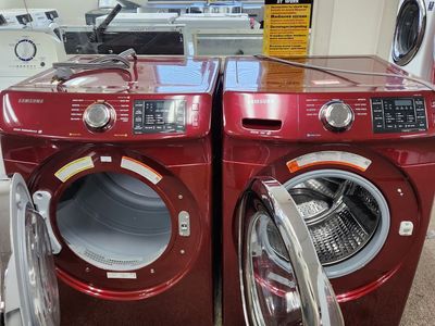 BEAUTIFUL BURGUNDY SAMSUNG FRONTLOAD WASHER AND ELECTRIC DRYER SET! W-WARRANTY