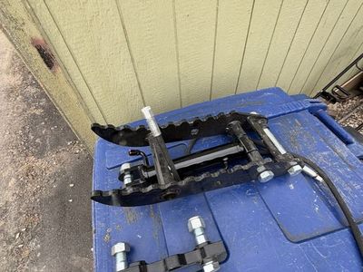 Mini Excavator Hydralic Thumb 4000 Lb Machine