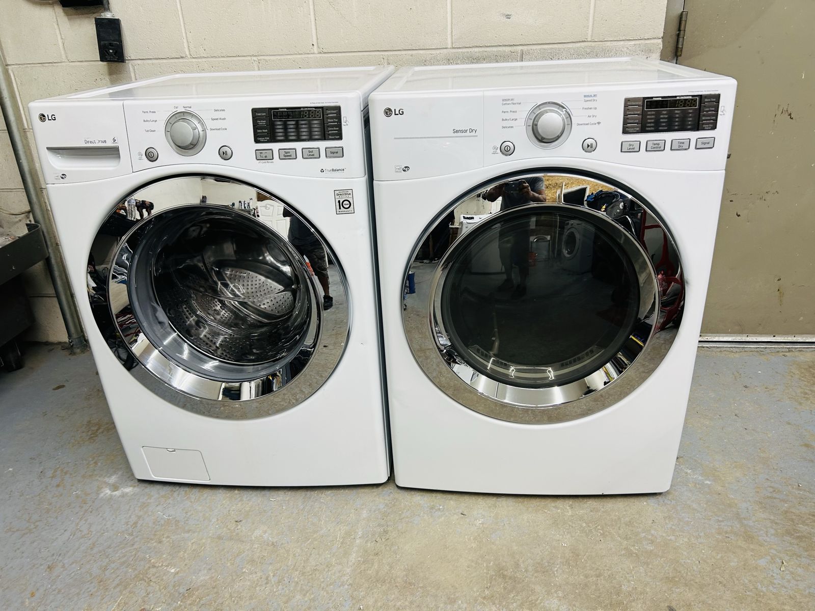 LG washer and dryer set