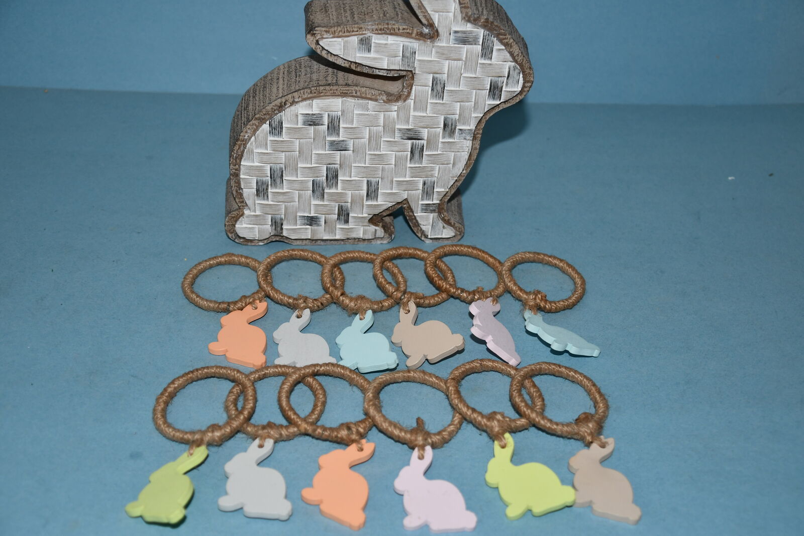 HOBBY LOBBY BUNNY RABBIT & 12 BUNNY RABBIT NAPKIN RINGS ~ CUTE & CLEAN ~ ALL FOR $5